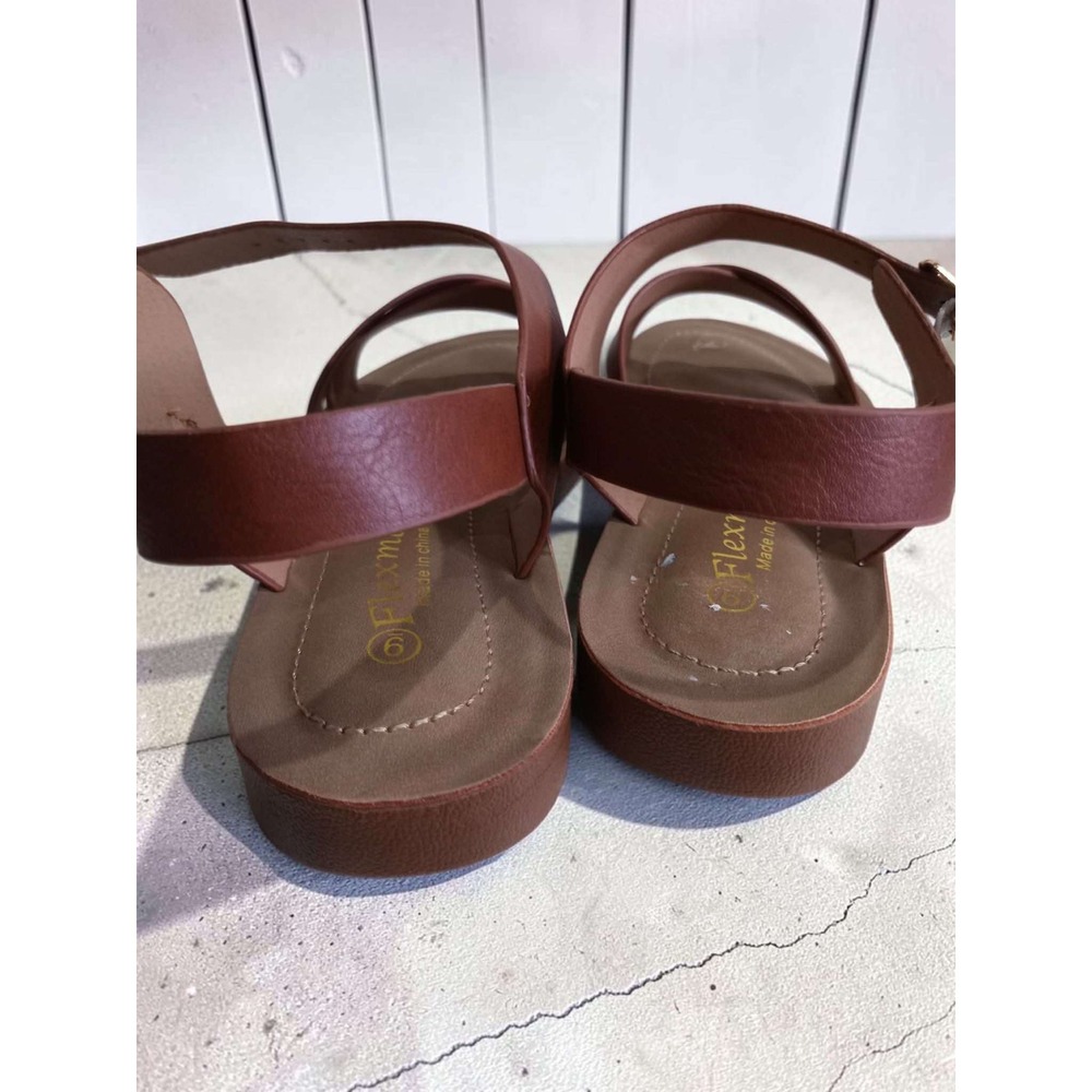 Flexmas Womens Brown Faux Leather Criss Cross Ankle Strap Flat Sandals Size 9 - Picture 3 of 7